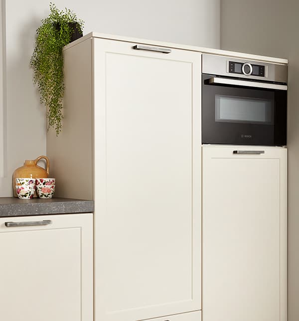 Landelijke keuken kastenwand rechte keuken.jpg